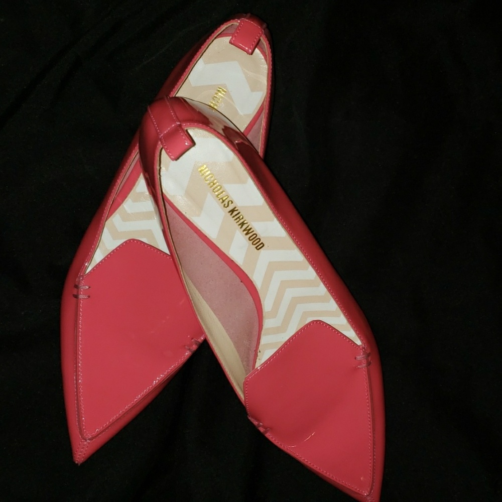 GORGEOUS Hot Pink Flats